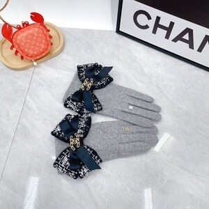 CHANEL Gray Gloves with Black and Gold Details